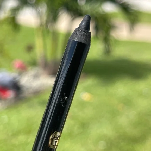 PAT McGRATH LABS Eye Pencil With Sharpener In Xtreme Black - Picture 2 of 15